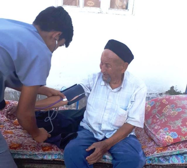 Түркістан облысында 91 жастағы қария вакцина салдырды