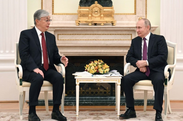 Қасым-Жомарт Тоқаев Ресей Федерациясының Президенті Владимир Путинмен кездесті