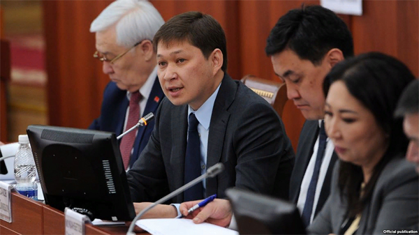 Қырғызстан парламенті үкіметке сенімсіздік білдірді