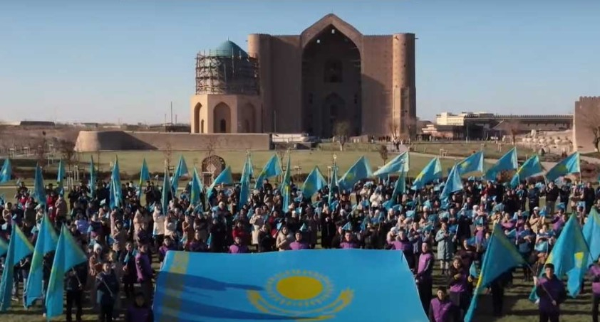 3 мың қазақстандықтың қатысуымен Әнұранға ерекше бейнебаян түсірілді (видео)