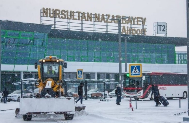 Астана әуежайында 15 рейс тоқтатылып, 18 рейс кешігіп жатыр