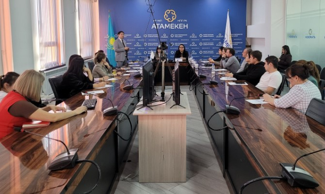 ШЫМКЕНТ: в Палате предпринимателей прошел тренинг для женщин ШЫМКЕНТ: в Палате предпринимателей прошел тренинг для женщин