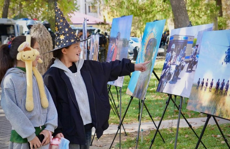 Заң мен тәртіп: Шымкентте полиция балаларға арналған заң туралы мультфильм ұсынды Заң мен тәртіп: Шымкентте полиция балаларға арналған заң туралы мультфильм ұсынды